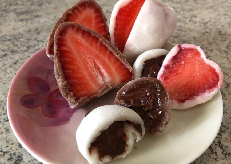 Easiest Way to Make Favorite Mochi classici e al cacao, con la Nutella e le fragole 🍓 🍡 (ricetta Giapponese 🇯🇵)