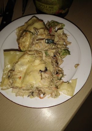 Una foto de Lasaña de pollo con verduras