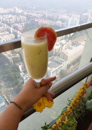 A picture of Fresh Anjeer smoothie in coconut milk.