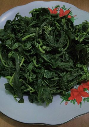 Foto resep Daun ubi rebus tetap hijau