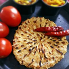 A picture of Rajasthani Khoba Paratha.