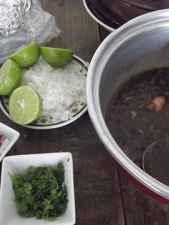 Una foto de Sopa ranchera de repollo y frijoles negros de la nana