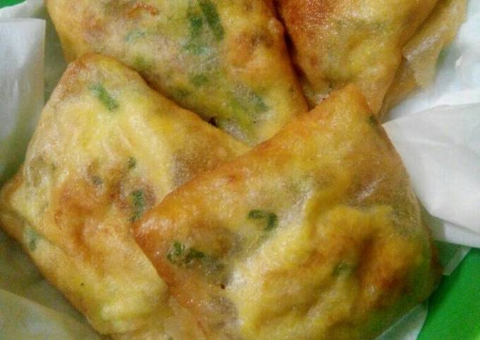 Resep Martabak telor rumahan sederhana oleh Ayyub Abu Resep Martabak telor rumahan sederhana oleh Ayyub Abu