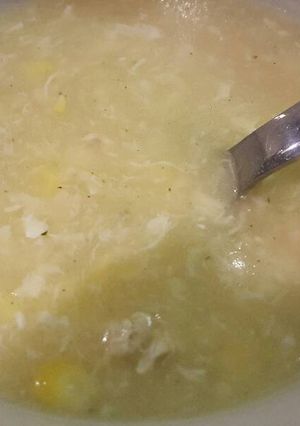 A picture of Chicken and Sweetcorn Soup.