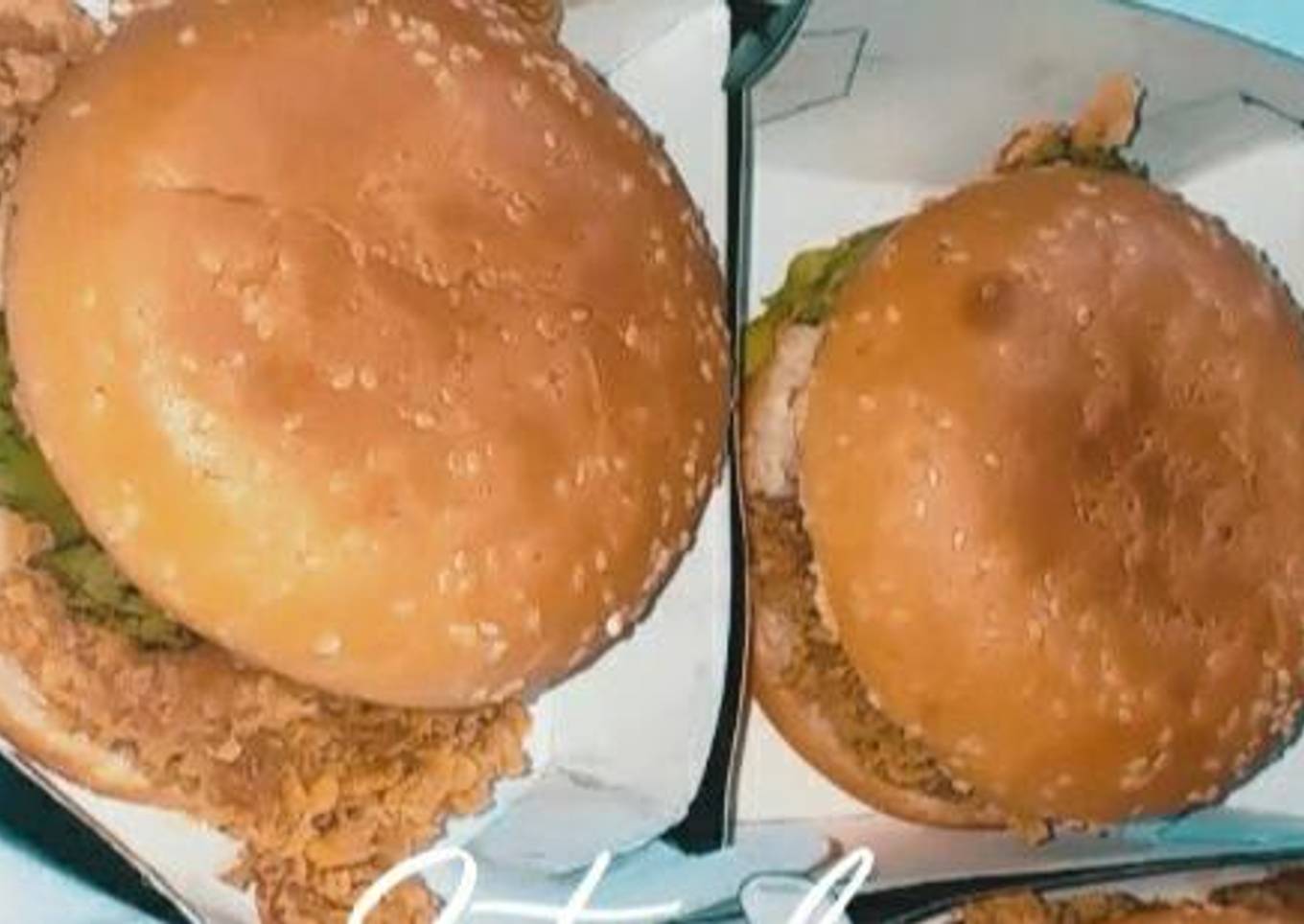 Delicious ðŸ˜‹ crispy zinger burger ðŸ”