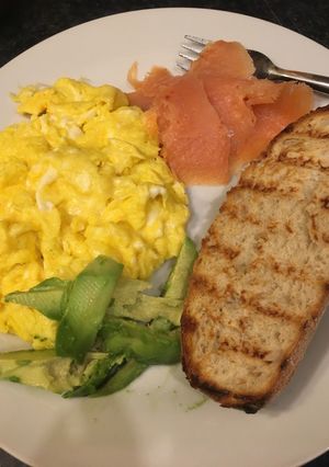 A picture of Scrambled egg breakfast.