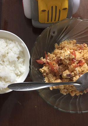 Hình của món Trứng bát ăn sáng cực hao cơm.