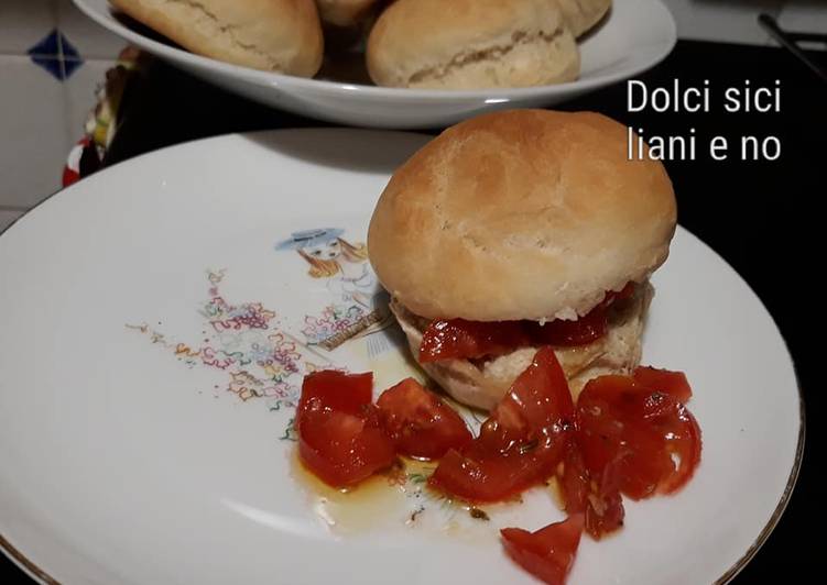 Muffolette con pomodorini