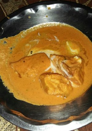 A picture of Chicken gravy.