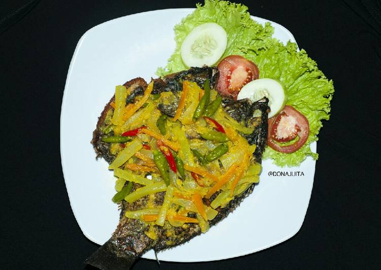 Resep Gurame goreng acar kuning yang enak