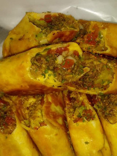 A picture of Cookie's Cheeseburger Rolls.