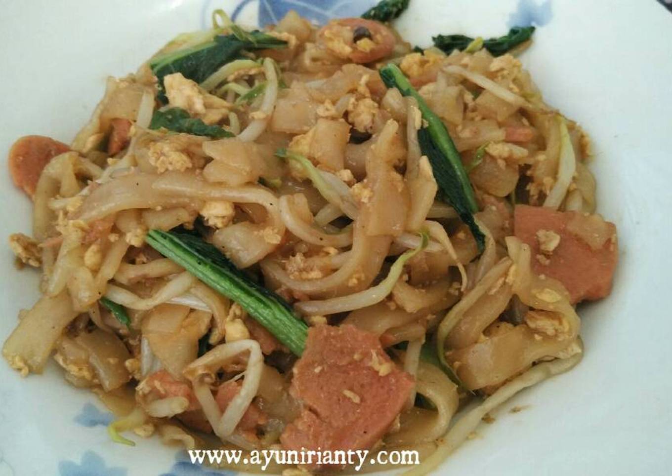 Kwetiau Goreng Special