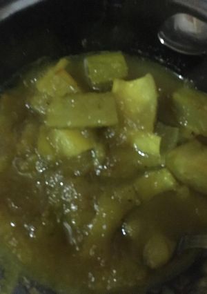 A picture of Mango chutney.