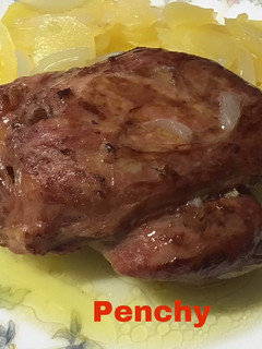 Una foto de Codillo de cerdo precocinado al horno