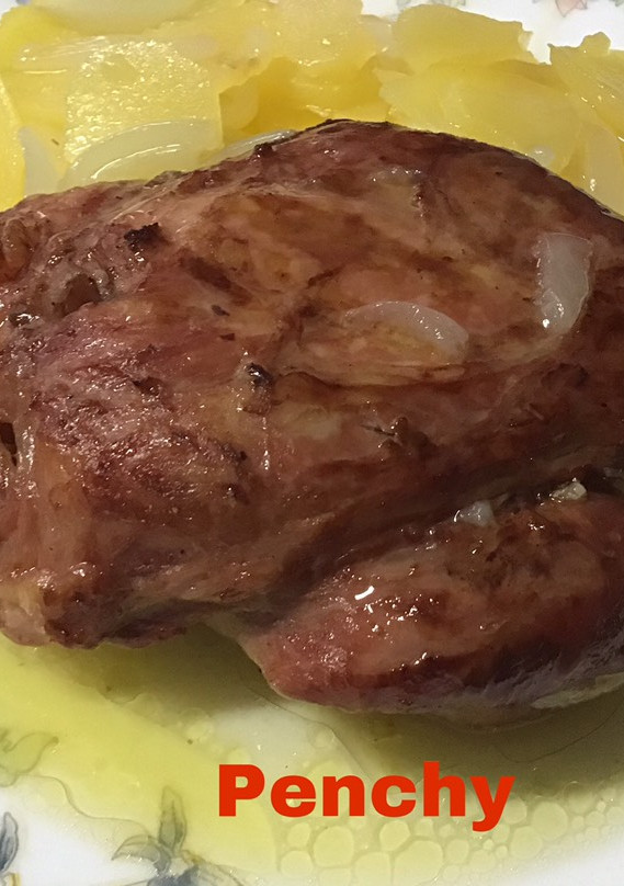 Una foto de Codillo de cerdo precocinado al horno