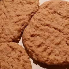 A picture of Tricia's Peanut Butter Cookies.