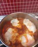 Chorizo con huevos y tomate