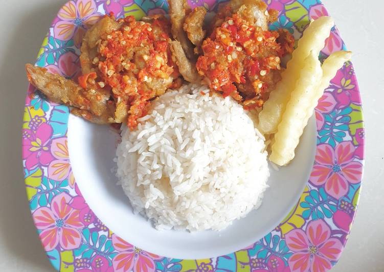 Ayam Geprek + Kentang Goreng