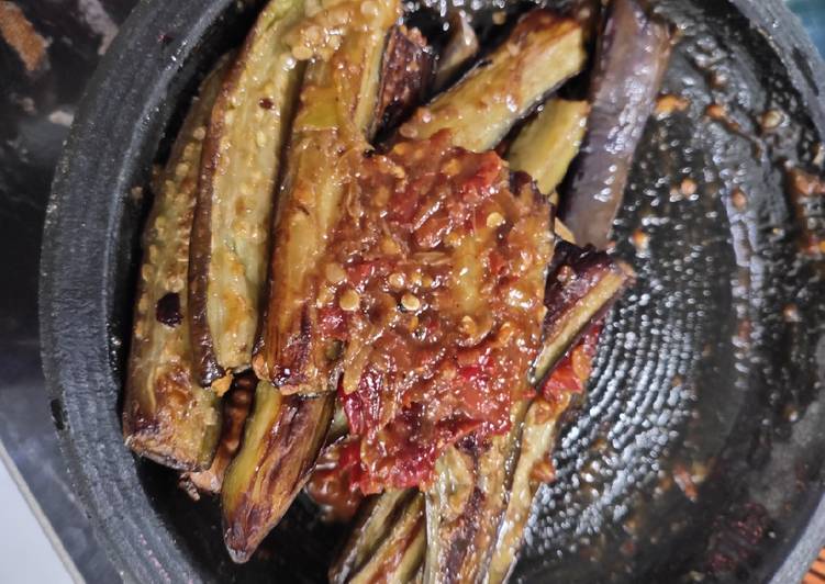 20. Terong penyet sambal terasi