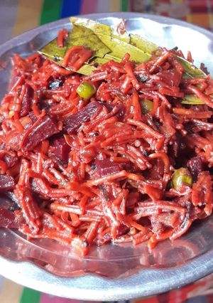 चुकंदर सेवईया(chukunder sevaiya recipe in hindi) रेसिपी मुख्य फोटो