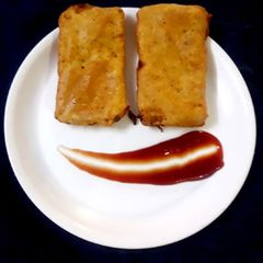 A picture of Bread Pakoda.