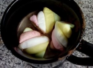 Una foto de Chocolate caliente con marshmallows