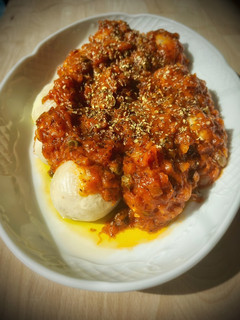 Una foto de Gnocchi de patata casero con mozzarella a la puttanesca