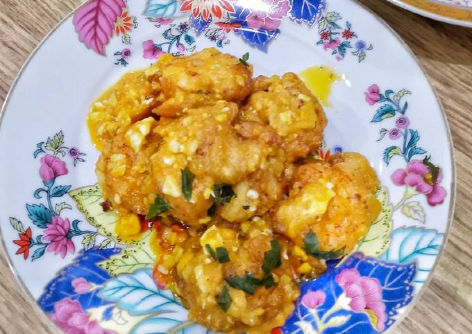 Cara Masakan Resep Udang Saus Telur Asin / Shrimp Salted Egg