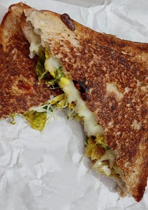 A picture of Masala Paneer Sandwich 📌.
