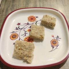 A picture of Peanut coconut barfi.