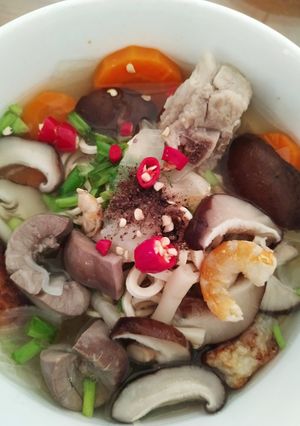 Hình của món Mì nấm sườn non.