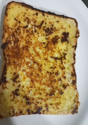 A picture of No egg french toast.