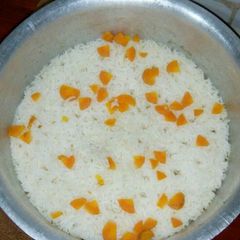 A picture of Rice with Carrots.