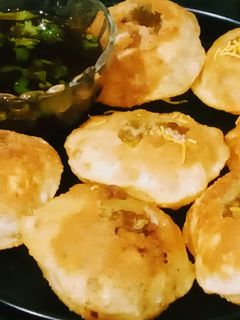 ফুচকা (Fuchka Recipe in Bengali) রেসিপির প্রধান ছবি