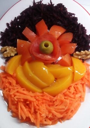 Una foto de Ensalada multicolor con remolacha✨☺️☺️☺️✨🧡💋🧡