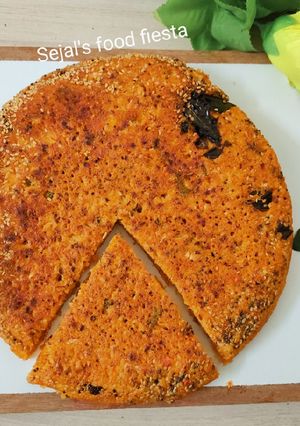 રવા હાંડવો (Rava Handwo recipe in Gujarati) રેસીપી મુખ્ય ફોટો