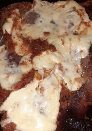 Una foto de Matambre a la pizza con puré de papas. #amigo