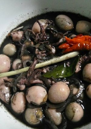 Foto resep Cumi Telur Puyuh Tinta Saus Tiram