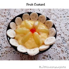A picture of Fruit Custard.