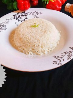 Shinkafa da miya ainihin hoton girkin