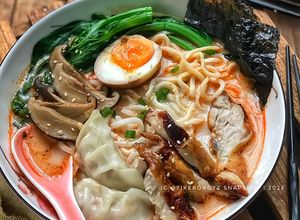 Gambar 🇯🇵 SPICY MISO RAMEN