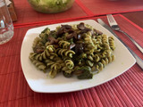 Pasta integral y pesto