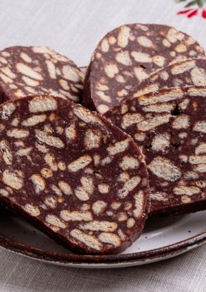 O poză a rețetei Cel mai bun salam de biscuiți cu budincă!.