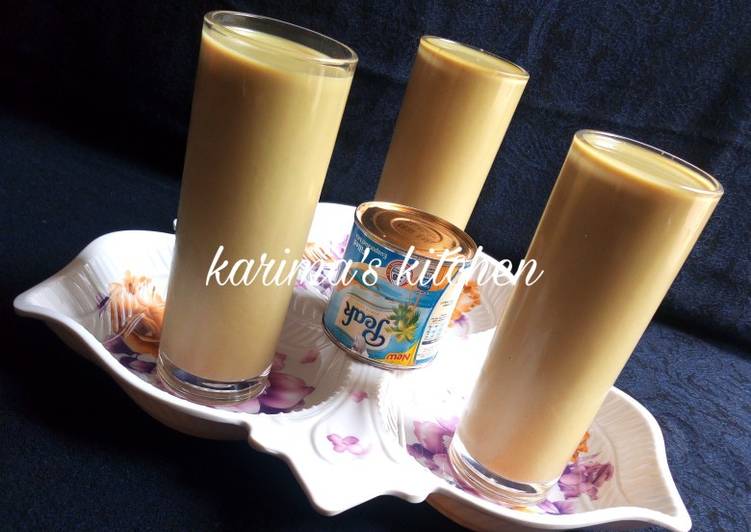 Recipe of Speedy Turmeric milk