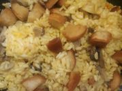 Una foto de risotto de gallina