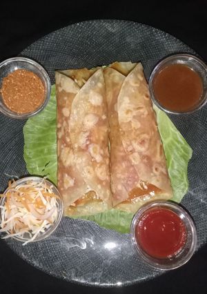 वेज फ्रेंकी रोल (Veg Frankie roll recipe in hindi) रेसिपी मुख्य फोटो
