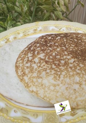A picture of Sinasir (Rice pan cake).