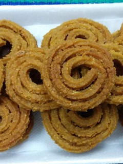 A picture of Tea time Instant Bread Chakli.