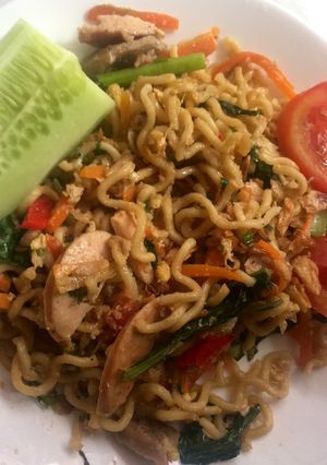 Foto resep Mie goreng bakso sosis