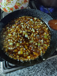 Una foto de Salsa agridulce fácil